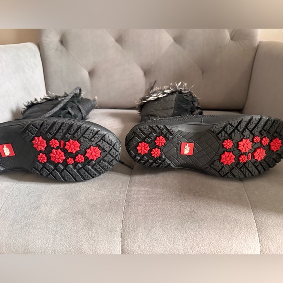 New The North Face Nuptse Purna Women Shoes Size 8 black - Picture 6 of 10